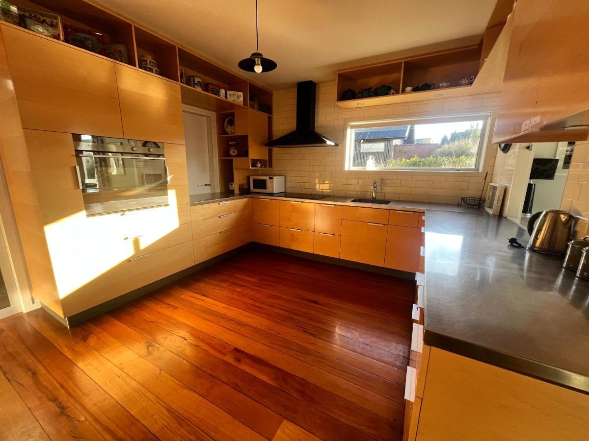 Luxury Lake View House Lake Tekapo Exterior photo